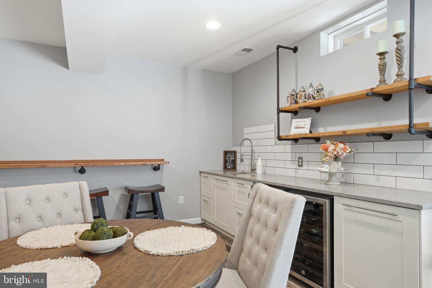 8798 DANCER CT, GAINESVILLE, Virginia 20155, 4 Bedrooms Bedrooms, 9 Rooms Rooms,4 BathroomsBathrooms,Residential,For sale,8798 DANCER CT,VAPW2112416 MLS # VAPW2112416