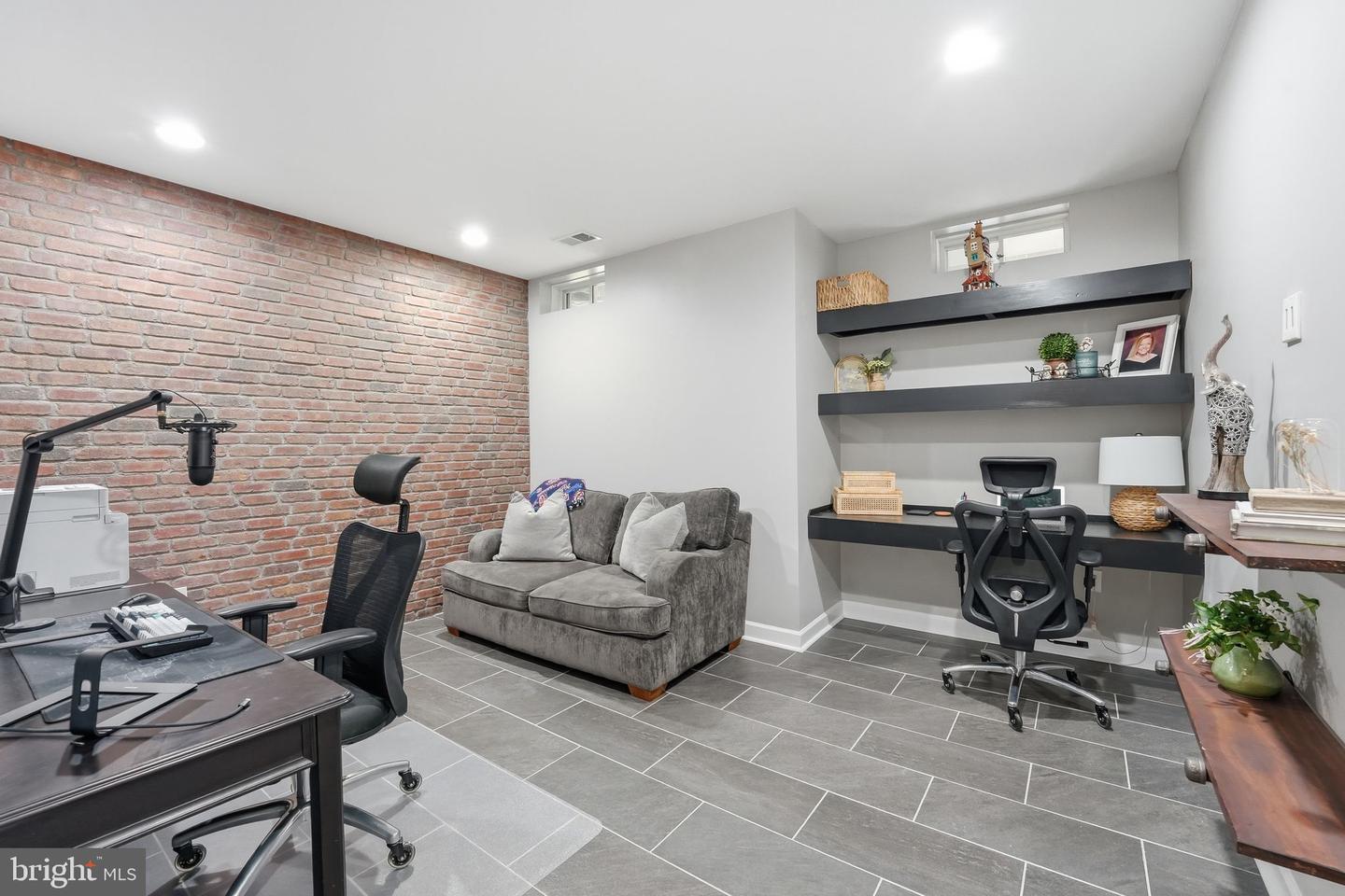 8798 DANCER CT, GAINESVILLE, Virginia 20155, 4 Bedrooms Bedrooms, 9 Rooms Rooms,4 BathroomsBathrooms,Residential,For sale,8798 DANCER CT,VAPW2112416 MLS # VAPW2112416