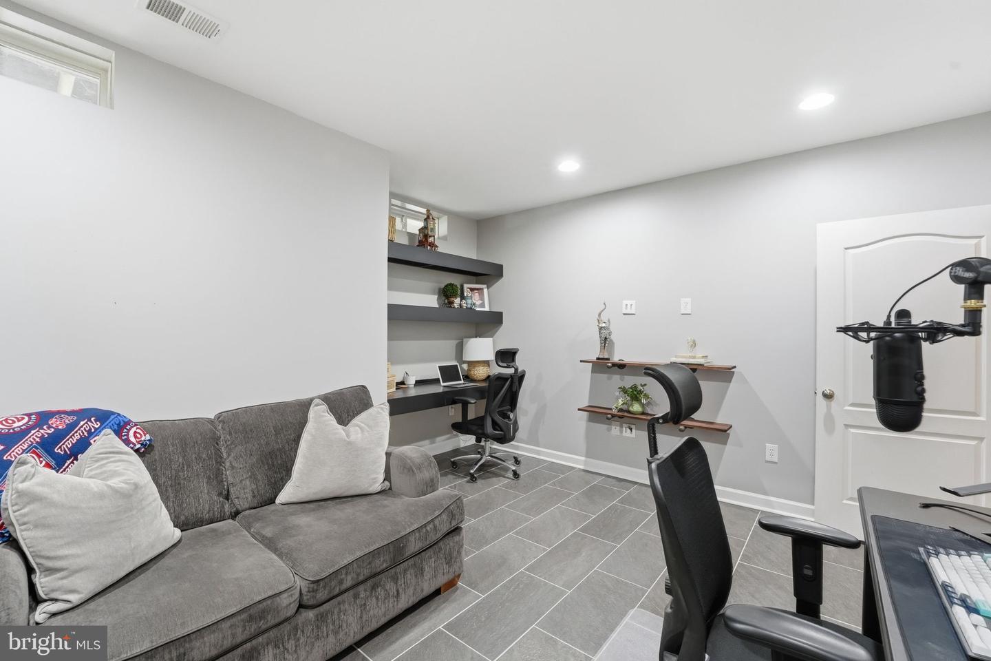 8798 DANCER CT, GAINESVILLE, Virginia 20155, 4 Bedrooms Bedrooms, 9 Rooms Rooms,4 BathroomsBathrooms,Residential,For sale,8798 DANCER CT,VAPW2112416 MLS # VAPW2112416