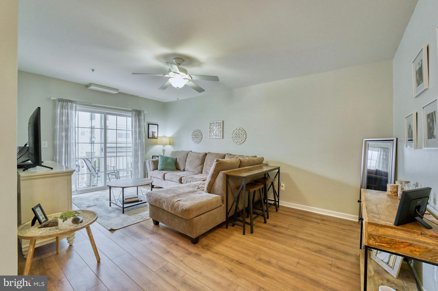 22755 VERDE GATE TER, BRAMBLETON, Virginia 20148, 2 Bedrooms Bedrooms, 6 Rooms Rooms,2 BathroomsBathrooms,Residential,For sale,22755 VERDE GATE TER,VALO2115828 MLS # VALO2115828