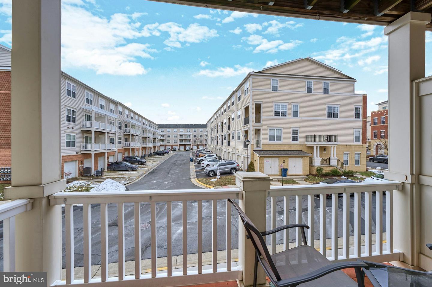 22755 VERDE GATE TER, BRAMBLETON, Virginia 20148, 2 Bedrooms Bedrooms, 6 Rooms Rooms,2 BathroomsBathrooms,Residential,For sale,22755 VERDE GATE TER,VALO2115828 MLS # VALO2115828