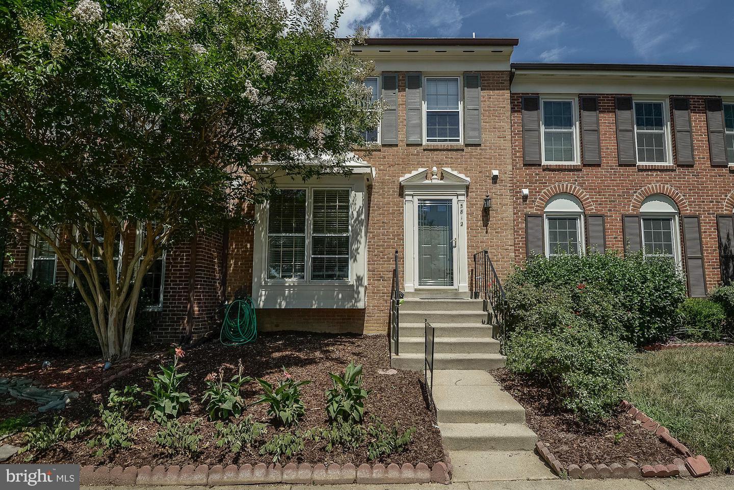 5812 APSLEY HOUSE CT, ALEXANDRIA, Virginia 22310, 3 Bedrooms Bedrooms, ,3 BathroomsBathrooms,Residential,For sale,5812 APSLEY HOUSE CT,VAFX2290894 MLS # VAFX2290894 5812 APSLEY HOUSE CT, ALEXANDRIA, Virginia 22310, 3 Bedrooms Bedrooms, ,3 BathroomsBathrooms,Residential,For sale,5812 APSLEY HOUSE CT,VAFX2290894 MLS # VAFX2290894