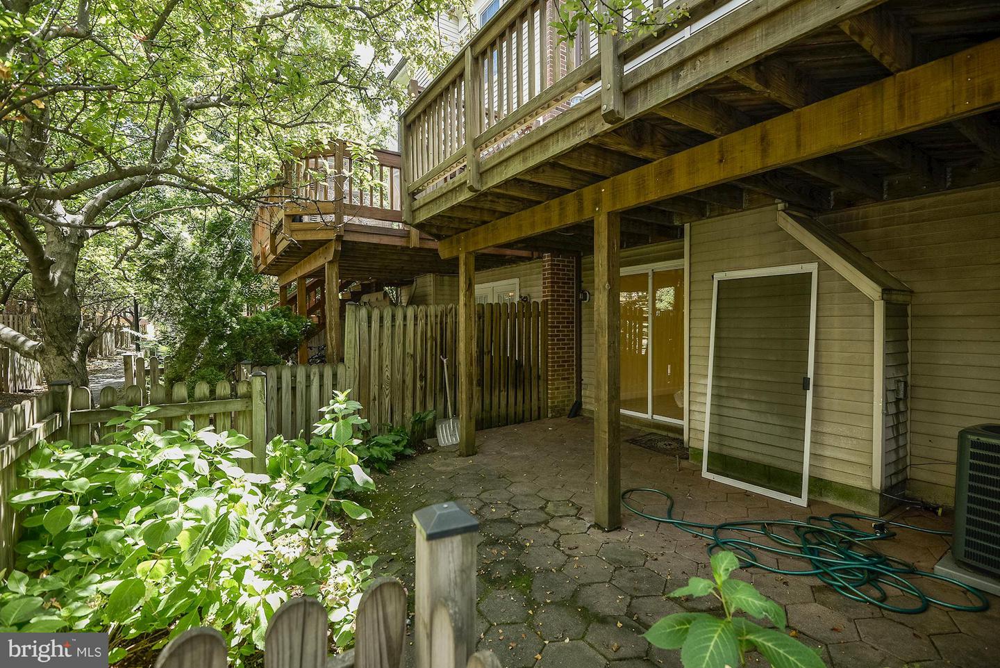 5812 APSLEY HOUSE CT, ALEXANDRIA, Virginia 22310, 3 Bedrooms Bedrooms, ,3 BathroomsBathrooms,Residential,For sale,5812 APSLEY HOUSE CT,VAFX2290894 MLS # VAFX2290894 5812 APSLEY HOUSE CT, ALEXANDRIA, Virginia 22310, 3 Bedrooms Bedrooms, ,3 BathroomsBathrooms,Residential,For sale,5812 APSLEY HOUSE CT,VAFX2290894 MLS # VAFX2290894