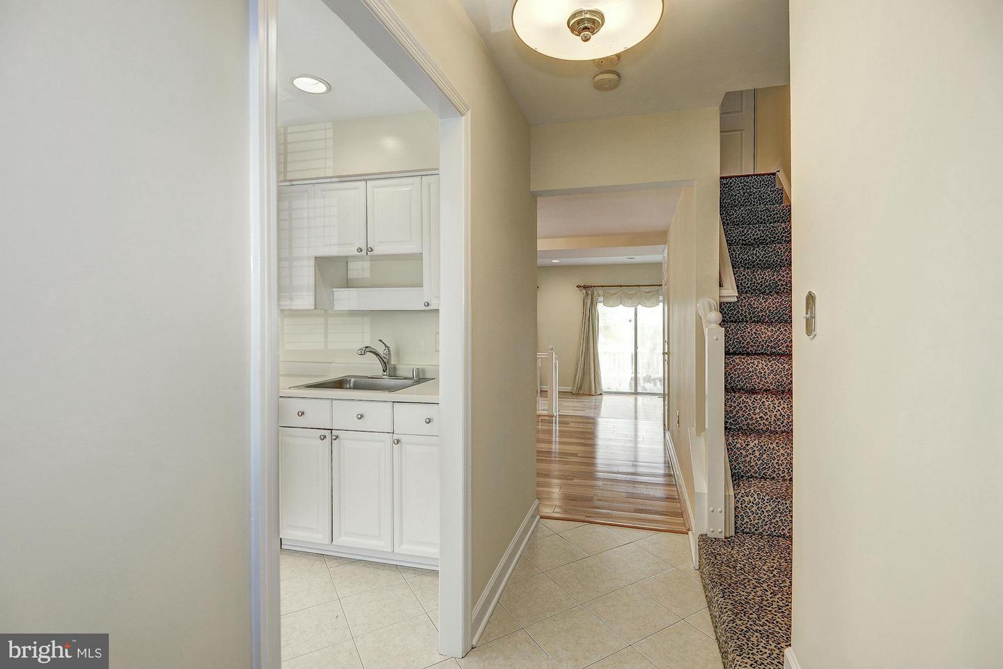 5812 APSLEY HOUSE CT, ALEXANDRIA, Virginia 22310, 3 Bedrooms Bedrooms, ,3 BathroomsBathrooms,Residential,For sale,5812 APSLEY HOUSE CT,VAFX2290894 MLS # VAFX2290894 5812 APSLEY HOUSE CT, ALEXANDRIA, Virginia 22310, 3 Bedrooms Bedrooms, ,3 BathroomsBathrooms,Residential,For sale,5812 APSLEY HOUSE CT,VAFX2290894 MLS # VAFX2290894