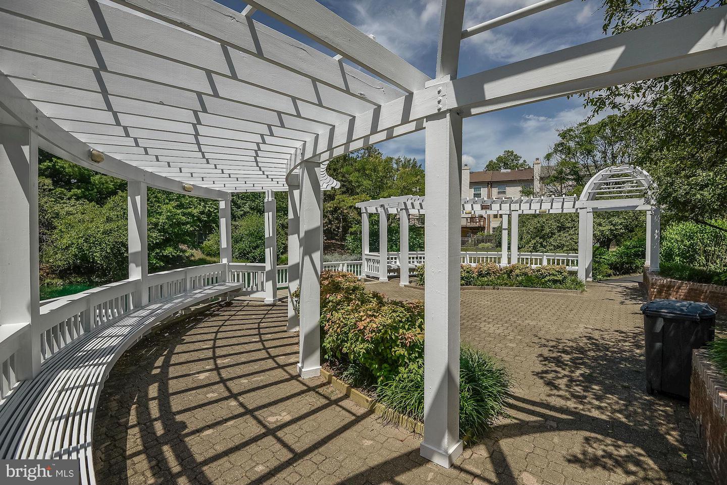 5812 APSLEY HOUSE CT, ALEXANDRIA, Virginia 22310, 3 Bedrooms Bedrooms, ,3 BathroomsBathrooms,Residential,For sale,5812 APSLEY HOUSE CT,VAFX2290894 MLS # VAFX2290894 5812 APSLEY HOUSE CT, ALEXANDRIA, Virginia 22310, 3 Bedrooms Bedrooms, ,3 BathroomsBathrooms,Residential,For sale,5812 APSLEY HOUSE CT,VAFX2290894 MLS # VAFX2290894