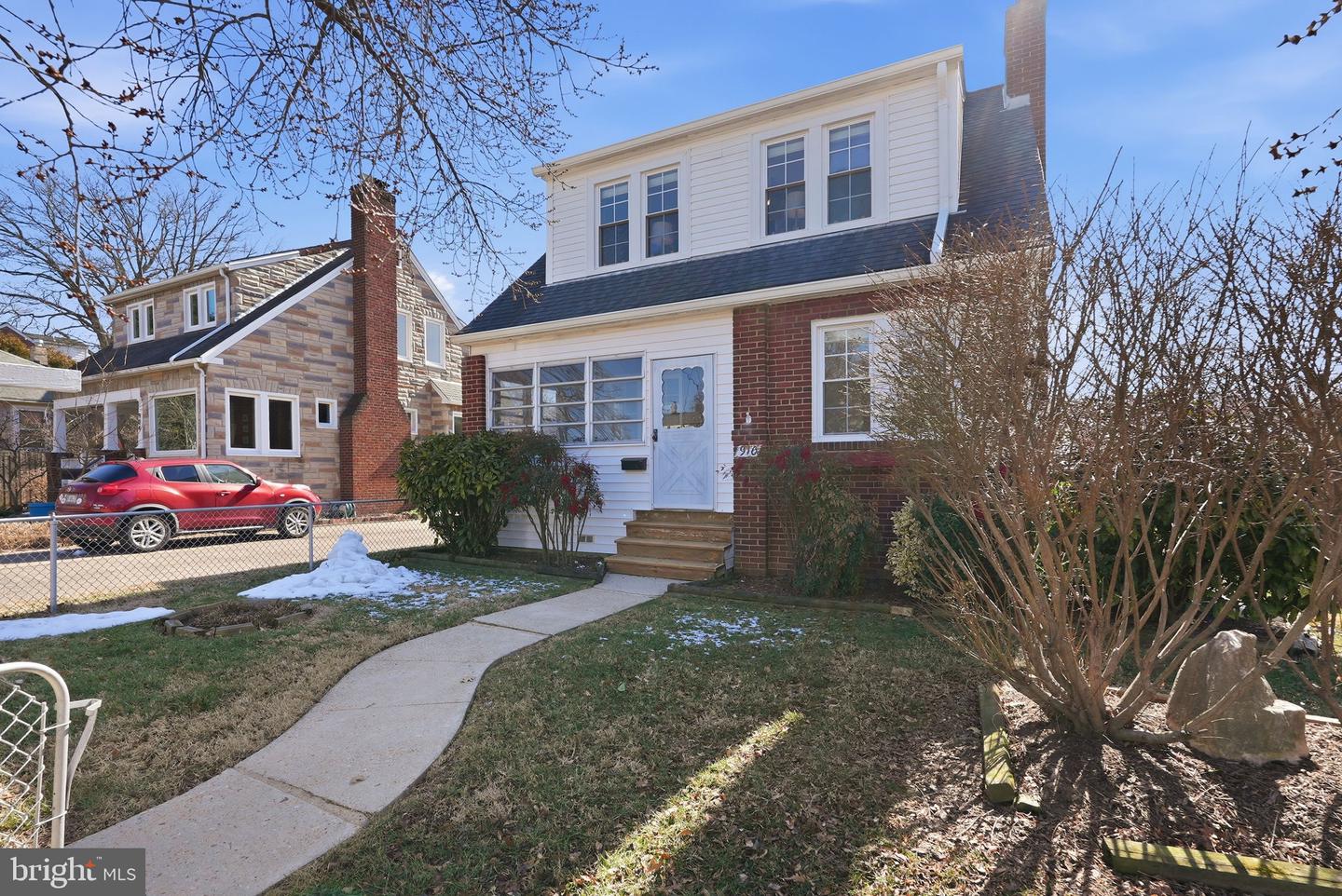 910 20TH ST S, ARLINGTON, Virginia 22202, 3 Bedrooms Bedrooms, ,2 BathroomsBathrooms,Residential,For sale,910 20TH ST S,VAAR2068870 MLS # VAAR2068870