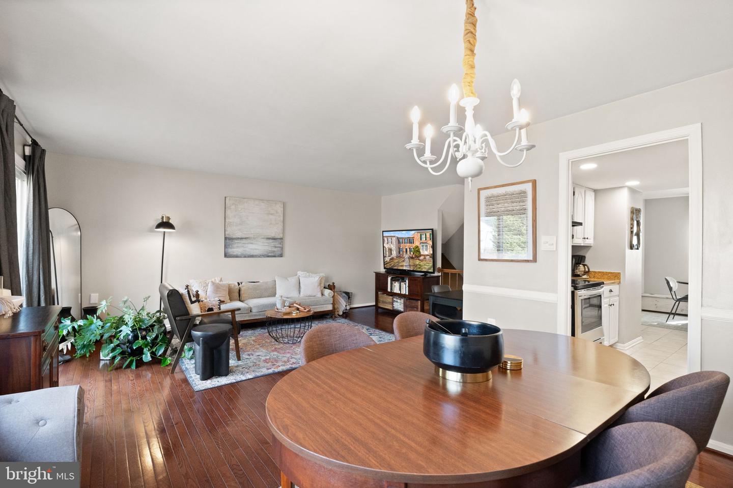 3806 OGILVIE CT, WOODBRIDGE, Virginia 22192, 3 Bedrooms Bedrooms, ,2 BathroomsBathrooms,Residential,For sale,3806 OGILVIE CT,VAPW2112440 MLS # VAPW2112440