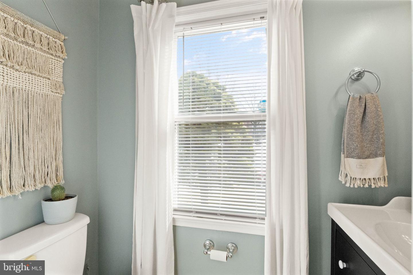 3806 OGILVIE CT, WOODBRIDGE, Virginia 22192, 3 Bedrooms Bedrooms, ,2 BathroomsBathrooms,Residential,For sale,3806 OGILVIE CT,VAPW2112440 MLS # VAPW2112440