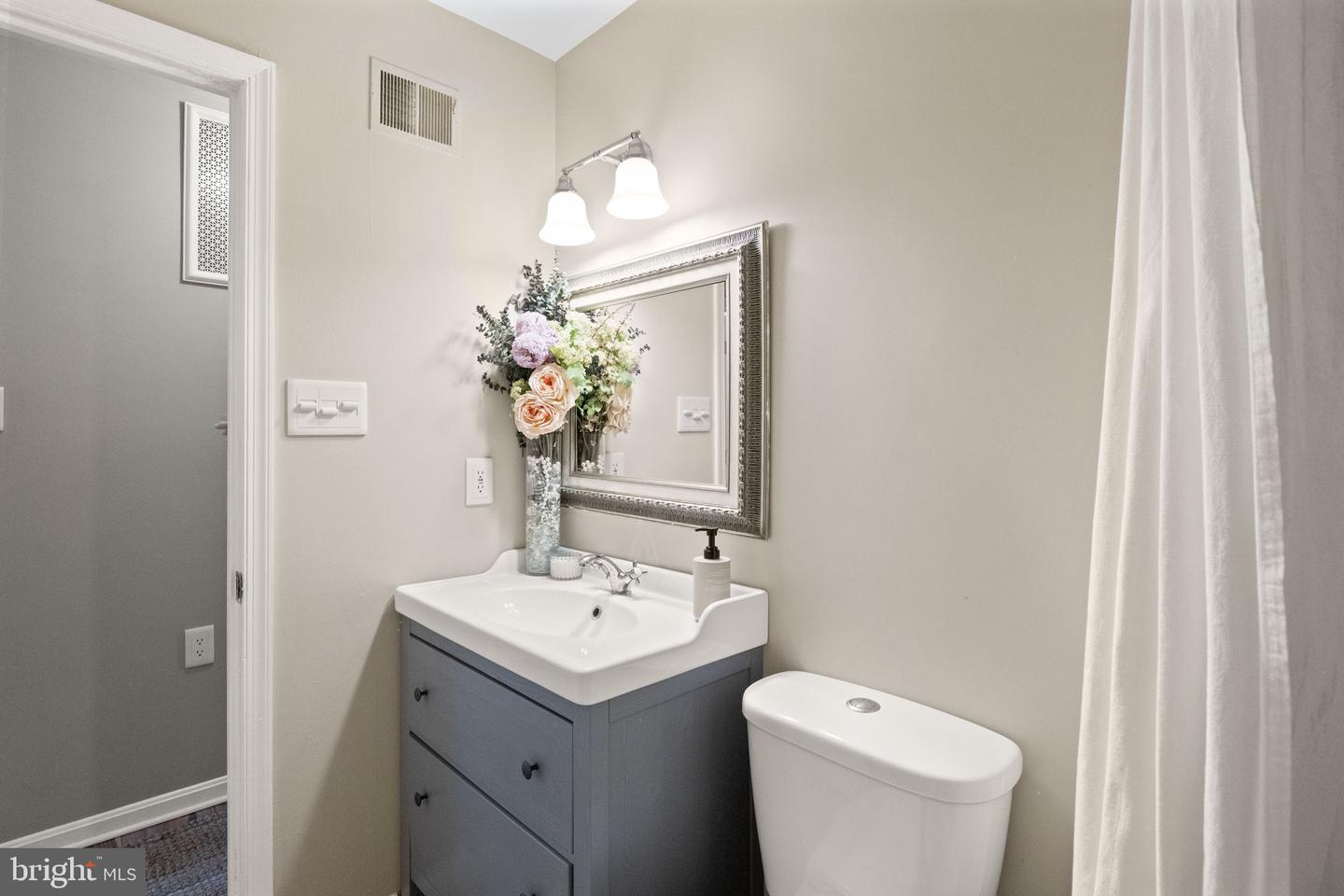 3806 OGILVIE CT, WOODBRIDGE, Virginia 22192, 3 Bedrooms Bedrooms, ,2 BathroomsBathrooms,Residential,For sale,3806 OGILVIE CT,VAPW2112440 MLS # VAPW2112440