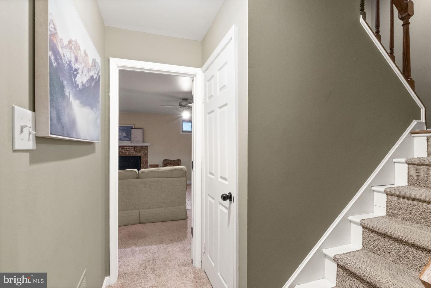 3806 OGILVIE CT, WOODBRIDGE, Virginia 22192, 3 Bedrooms Bedrooms, ,2 BathroomsBathrooms,Residential,For sale,3806 OGILVIE CT,VAPW2112440 MLS # VAPW2112440