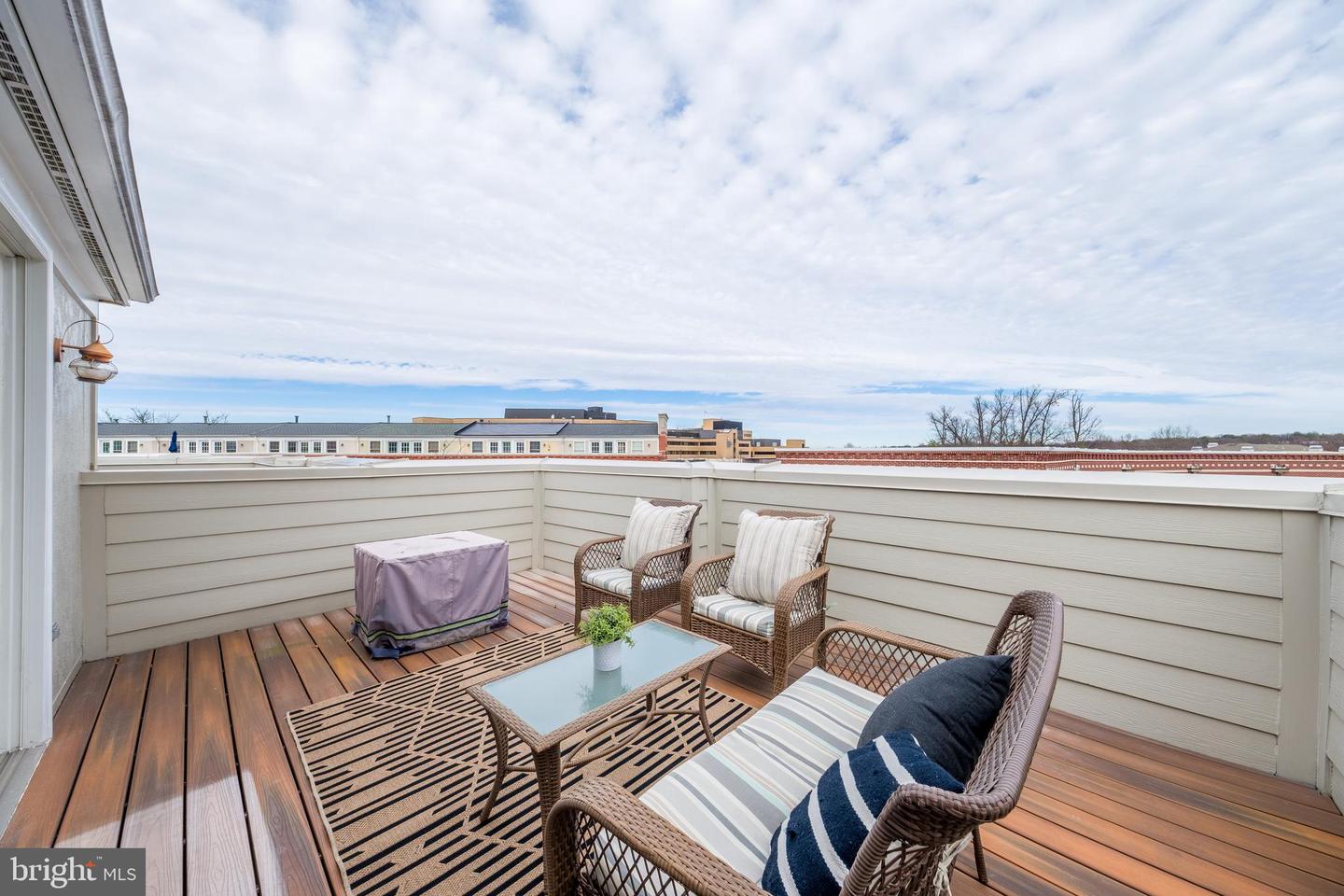 12147 CHANCERY STATION CIRCLE, RESTON, Virginia 20190, 3 Bedrooms Bedrooms, 12 Rooms Rooms,3 BathroomsBathrooms,Residential,For sale,12147 CHANCERY STATION CIRCLE,VAFX2290970 MLS # VAFX2290970 12147 CHANCERY STATION CIRCLE, RESTON, Virginia 20190, 3 Bedrooms Bedrooms, 12 Rooms Rooms,3 BathroomsBathrooms,Residential,For sale,12147 CHANCERY STATION CIRCLE,VAFX2290970 MLS # VAFX2290970