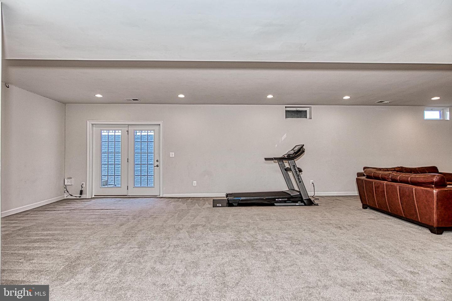 41514 CARRIAGE HORSE DR, ALDIE, Virginia 20105, 5 Bedrooms Bedrooms, ,3 BathroomsBathrooms,Residential,For sale,41514 CARRIAGE HORSE DR,VALO2115868 MLS # VALO2115868