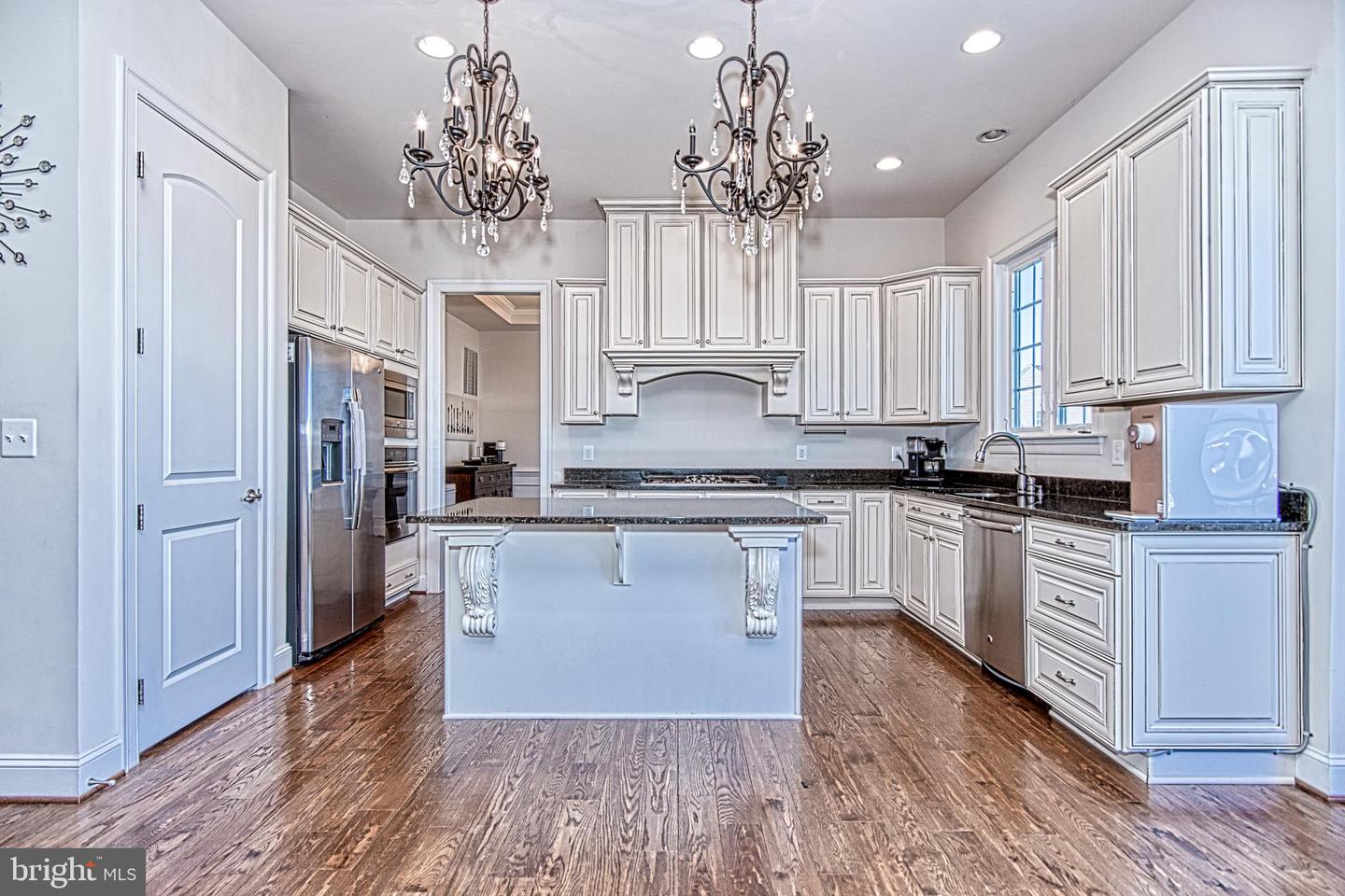 41514 CARRIAGE HORSE DR, ALDIE, Virginia 20105, 5 Bedrooms Bedrooms, ,3 BathroomsBathrooms,Residential,For sale,41514 CARRIAGE HORSE DR,VALO2115868 MLS # VALO2115868