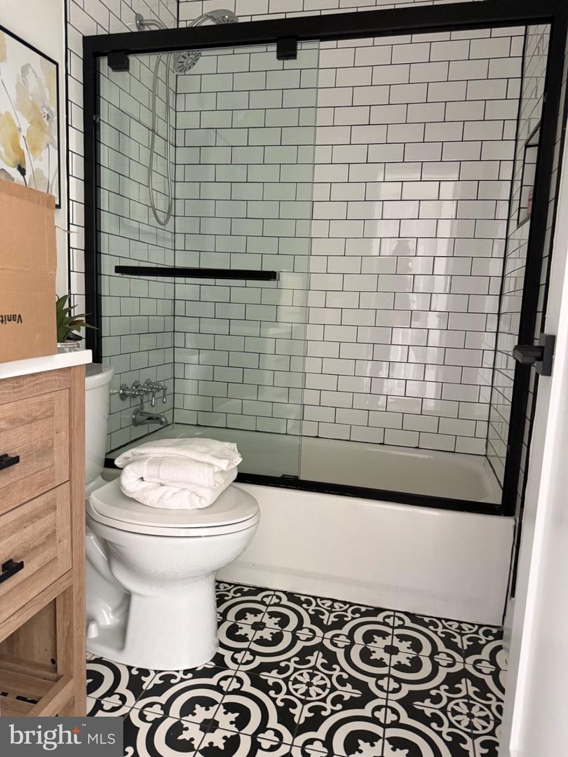 820 13TH ST NE, WASHINGTON, District Of Columbia 20002, 3 Bedrooms Bedrooms, 9 Rooms Rooms,2 BathroomsBathrooms,Residential,For sale,820 13TH ST NE,DCDC2246038 MLS # DCDC2246038 820 13TH ST NE, WASHINGTON, District Of Columbia 20002, 3 Bedrooms Bedrooms, 9 Rooms Rooms,2 BathroomsBathrooms,Residential,For sale,820 13TH ST NE,DCDC2246038 MLS # DCDC2246038