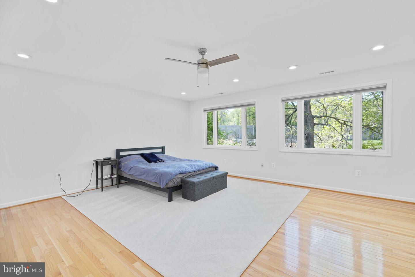 7937 FREEHOLLOW DR, FALLS CHURCH, Virginia 22042, 4 Bedrooms Bedrooms, ,4 BathroomsBathrooms,Residential,For sale,7937 FREEHOLLOW DR,VAFX2291024 MLS # VAFX2291024