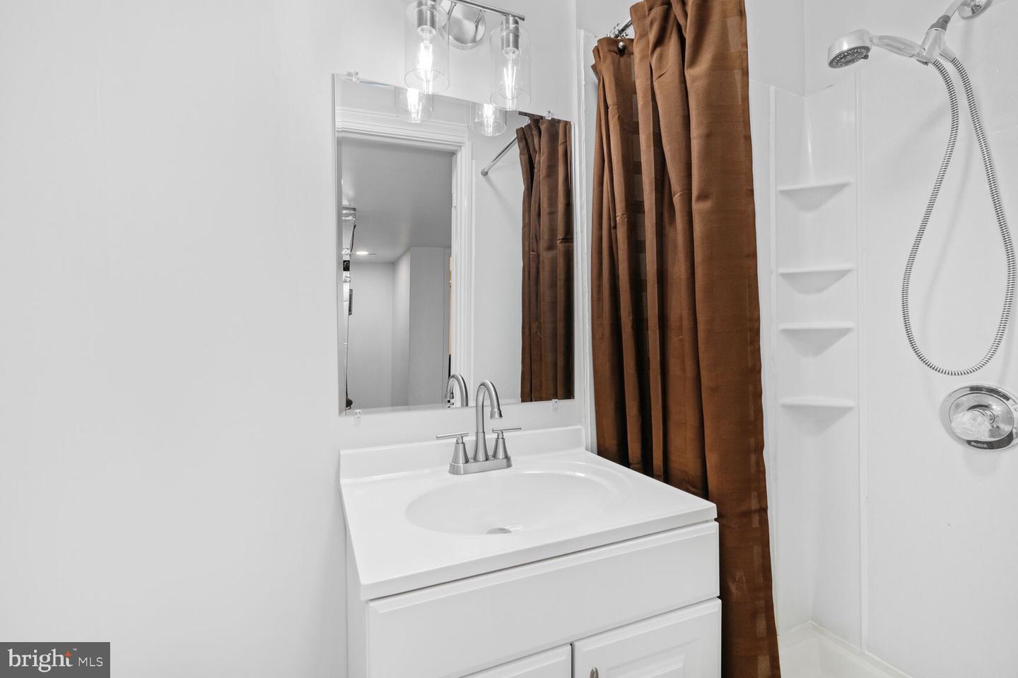 7937 FREEHOLLOW DR, FALLS CHURCH, Virginia 22042, 4 Bedrooms Bedrooms, ,4 BathroomsBathrooms,Residential,For sale,7937 FREEHOLLOW DR,VAFX2291024 MLS # VAFX2291024