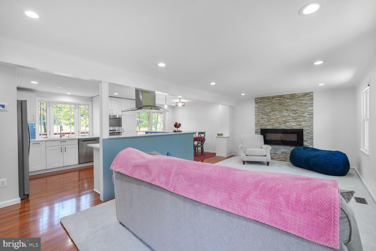 7937 FREEHOLLOW DR, FALLS CHURCH, Virginia 22042, 4 Bedrooms Bedrooms, ,4 BathroomsBathrooms,Residential,For sale,7937 FREEHOLLOW DR,VAFX2291024 MLS # VAFX2291024