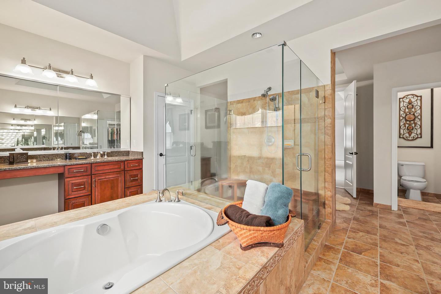 41199 COTTER CT, WATERFORD, Virginia 20197, 5 Bedrooms Bedrooms, ,4 BathroomsBathrooms,Residential,For sale,41199 COTTER CT,VALO2115912 MLS # VALO2115912