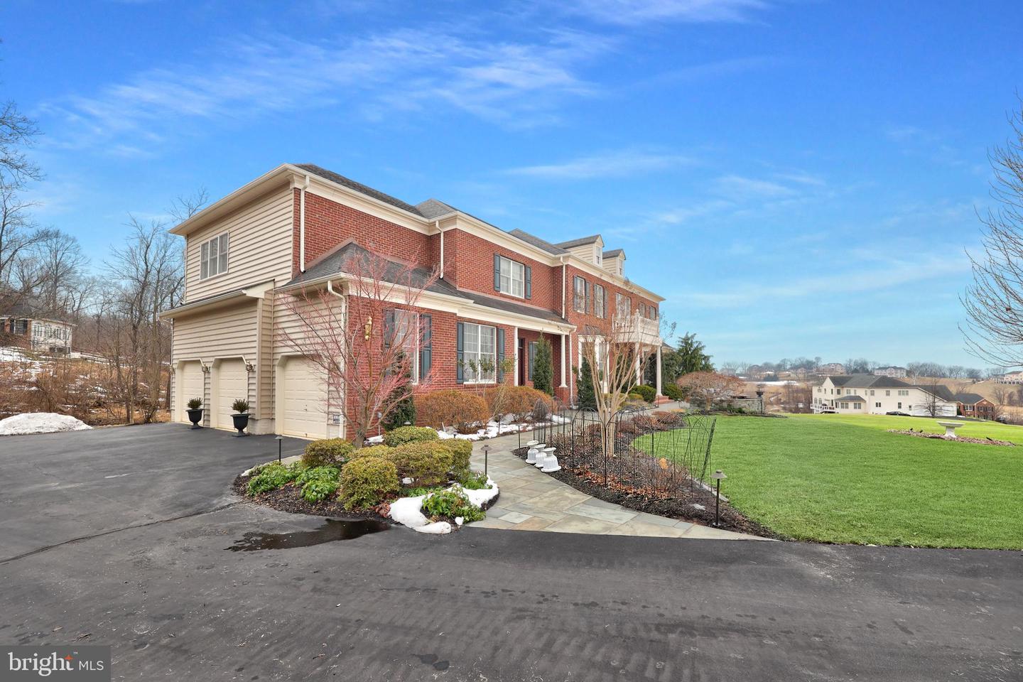 41199 COTTER CT, WATERFORD, Virginia 20197, 5 Bedrooms Bedrooms, ,4 BathroomsBathrooms,Residential,For sale,41199 COTTER CT,VALO2115912 MLS # VALO2115912