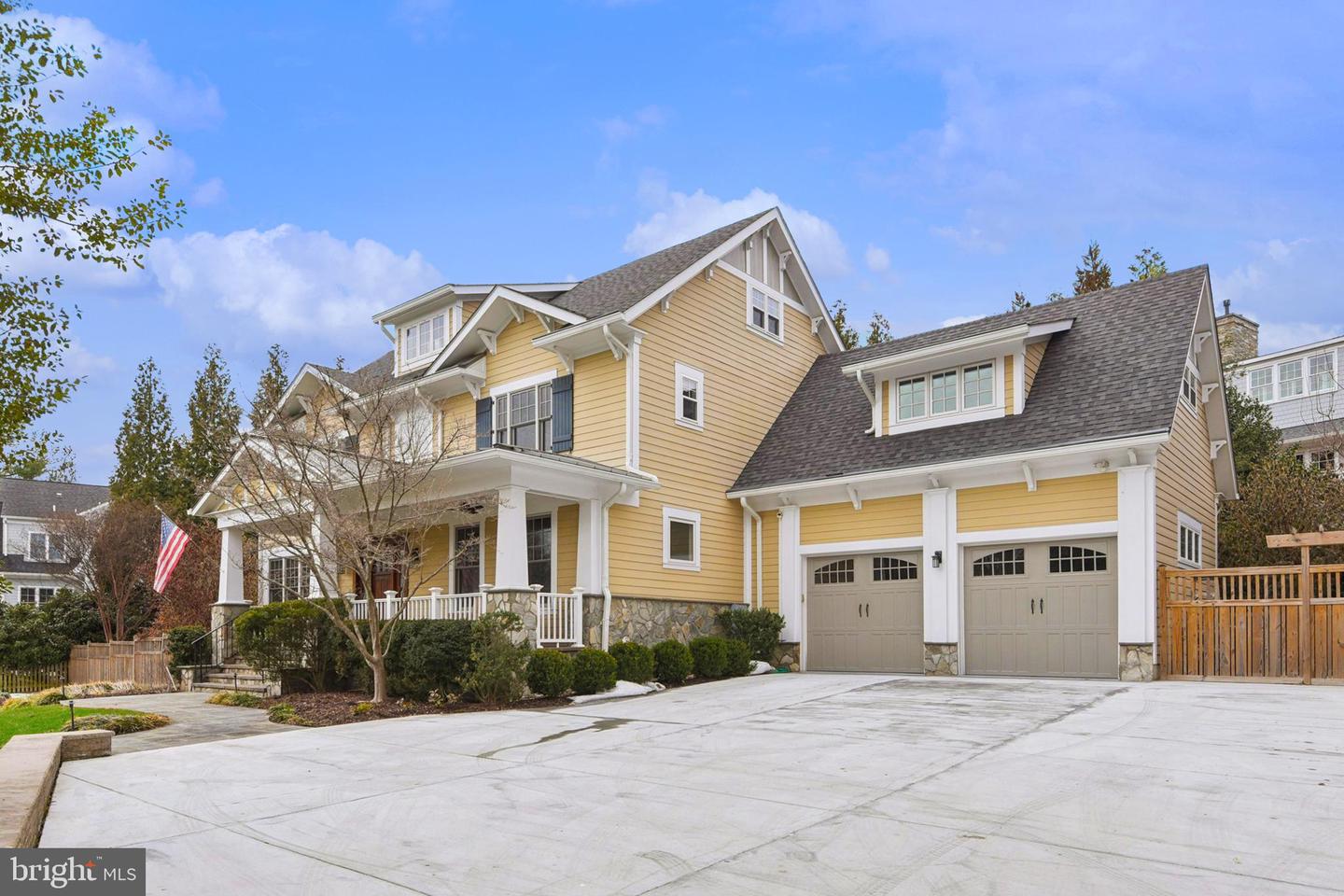 448 NELSON DR NE, VIENNA, Virginia 22180, 6 Bedrooms Bedrooms, ,5 BathroomsBathrooms,Residential,For sale,448 NELSON DR NE,VAFX2291110 MLS # VAFX2291110