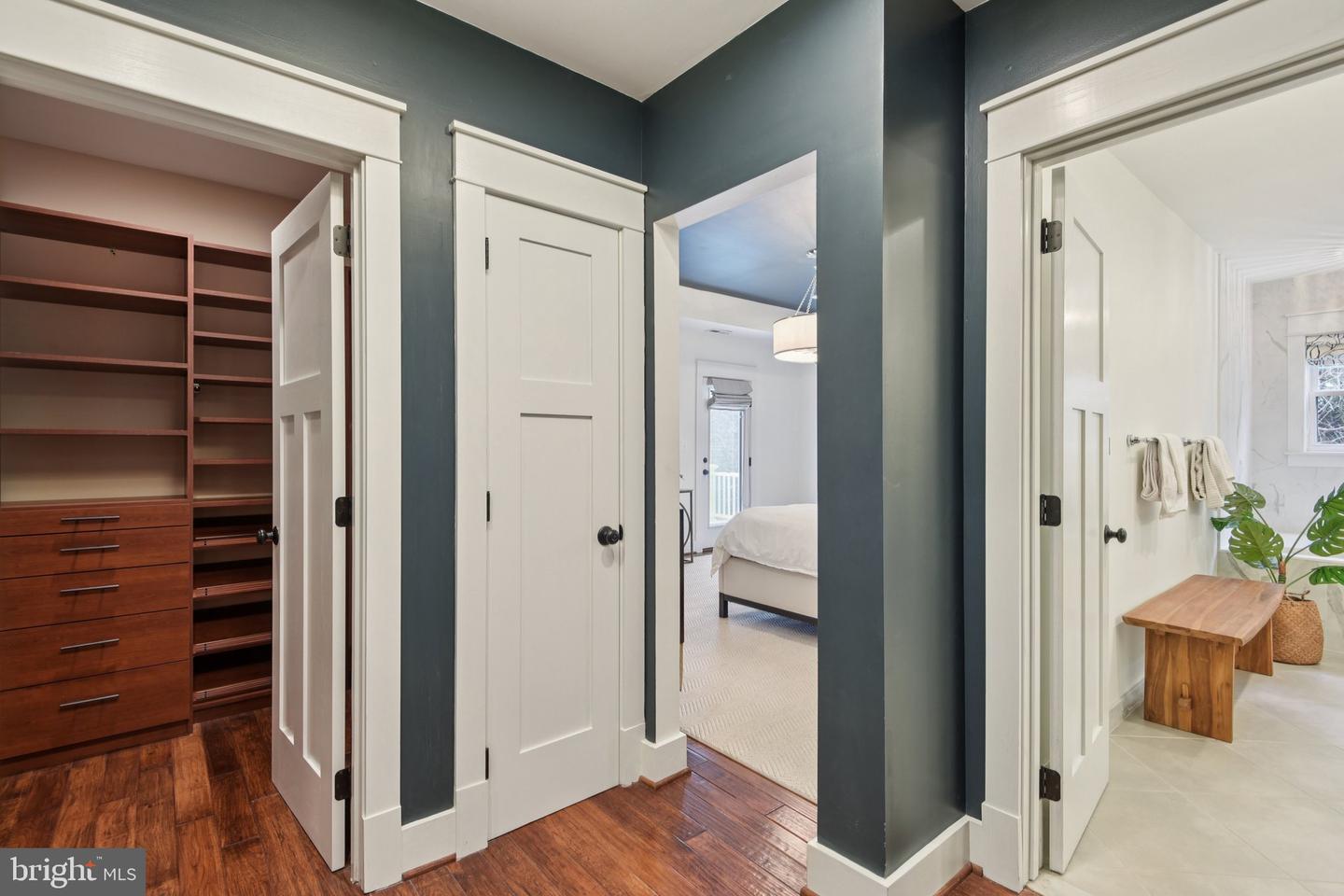 448 NELSON DR NE, VIENNA, Virginia 22180, 6 Bedrooms Bedrooms, ,5 BathroomsBathrooms,Residential,For sale,448 NELSON DR NE,VAFX2291110 MLS # VAFX2291110