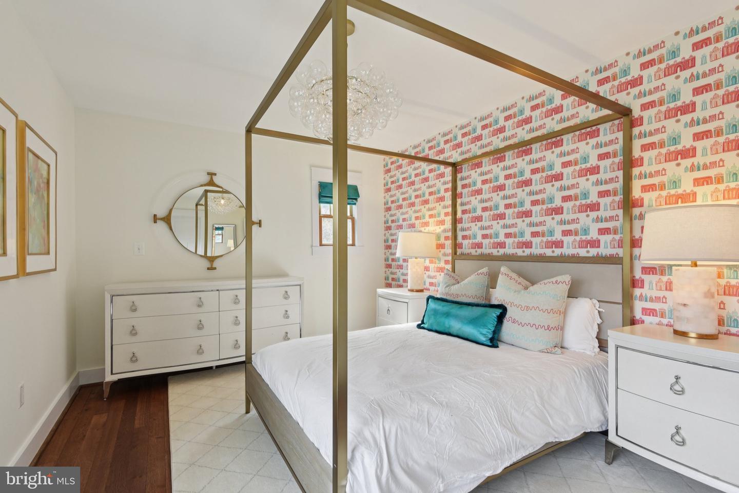 448 NELSON DR NE, VIENNA, Virginia 22180, 6 Bedrooms Bedrooms, ,5 BathroomsBathrooms,Residential,For sale,448 NELSON DR NE,VAFX2291110 MLS # VAFX2291110