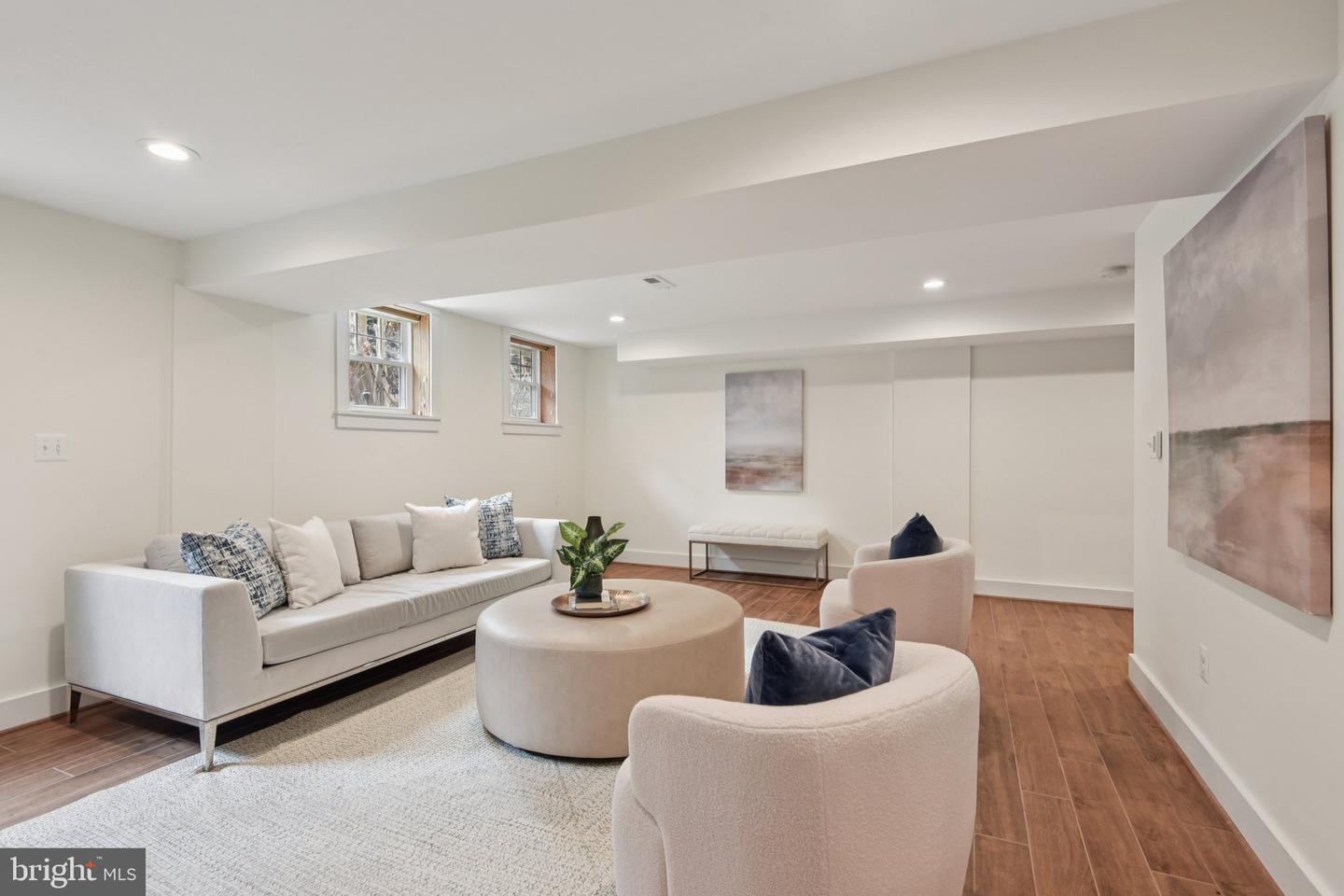 448 NELSON DR NE, VIENNA, Virginia 22180, 6 Bedrooms Bedrooms, ,5 BathroomsBathrooms,Residential,For sale,448 NELSON DR NE,VAFX2291110 MLS # VAFX2291110