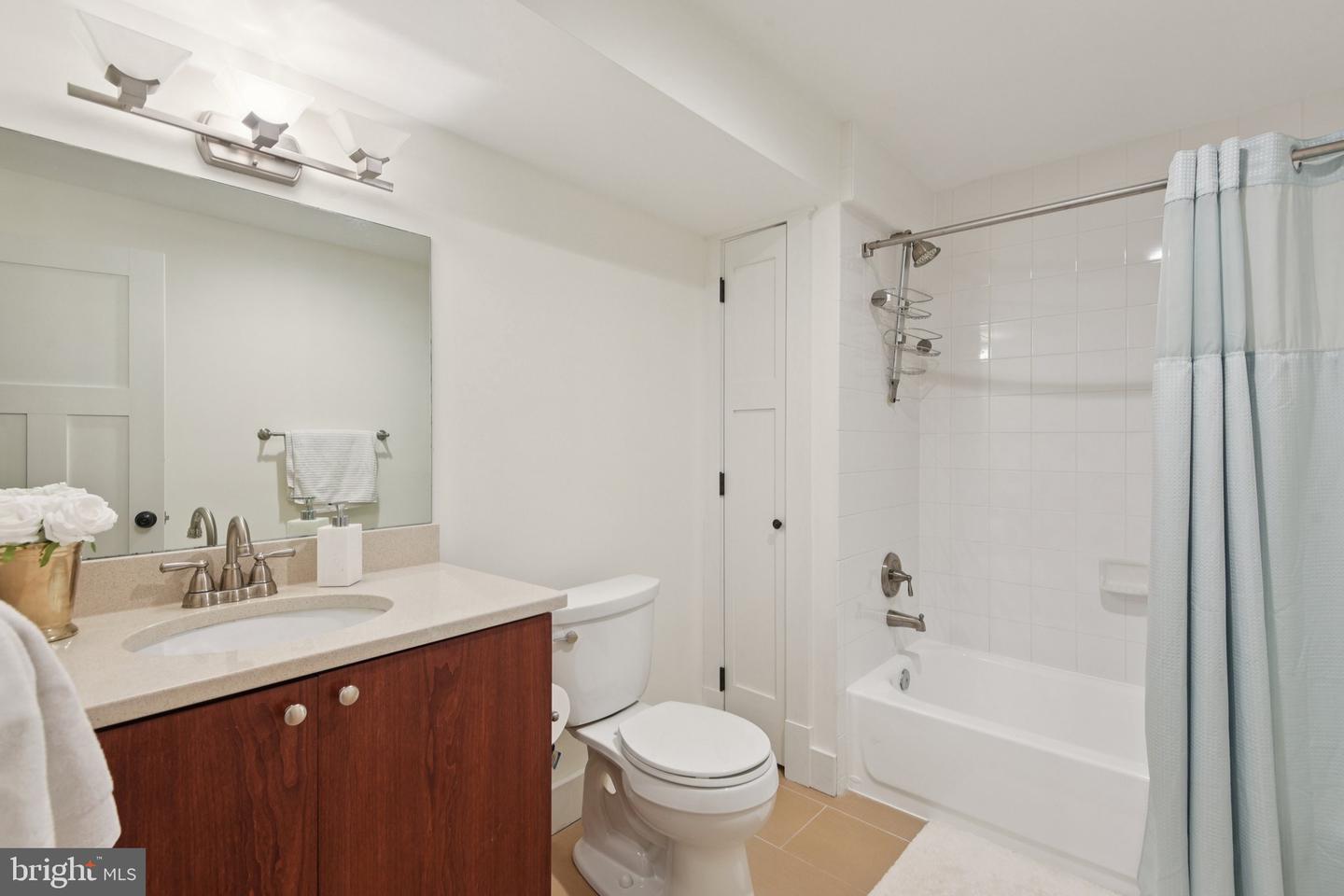 448 NELSON DR NE, VIENNA, Virginia 22180, 6 Bedrooms Bedrooms, ,5 BathroomsBathrooms,Residential,For sale,448 NELSON DR NE,VAFX2291110 MLS # VAFX2291110