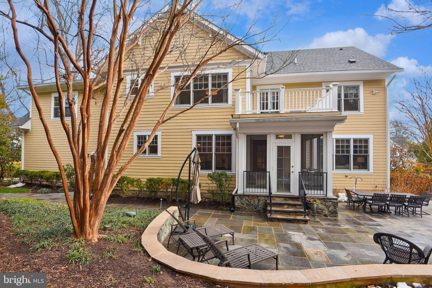 448 NELSON DR NE, VIENNA, Virginia 22180, 6 Bedrooms Bedrooms, ,5 BathroomsBathrooms,Residential,For sale,448 NELSON DR NE,VAFX2291110 MLS # VAFX2291110