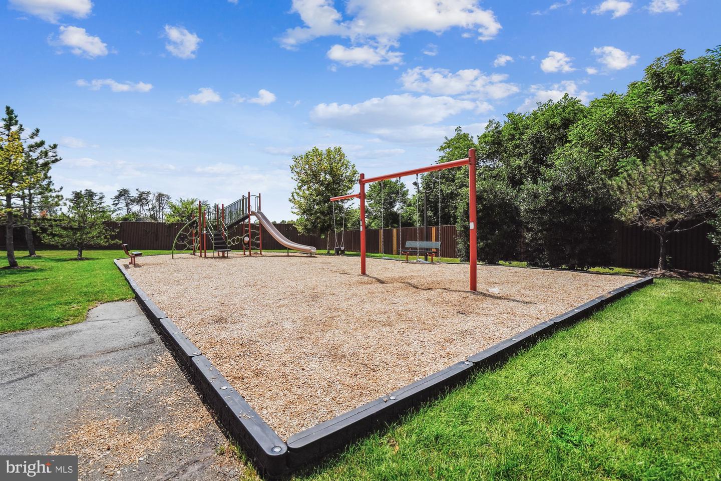 14580 KYLEWOOD WAY, GAINESVILLE, Virginia 20155, 3 Bedrooms Bedrooms, ,2 BathroomsBathrooms,Residential,For sale,14580 KYLEWOOD WAY,VAPW2112498 MLS # VAPW2112498