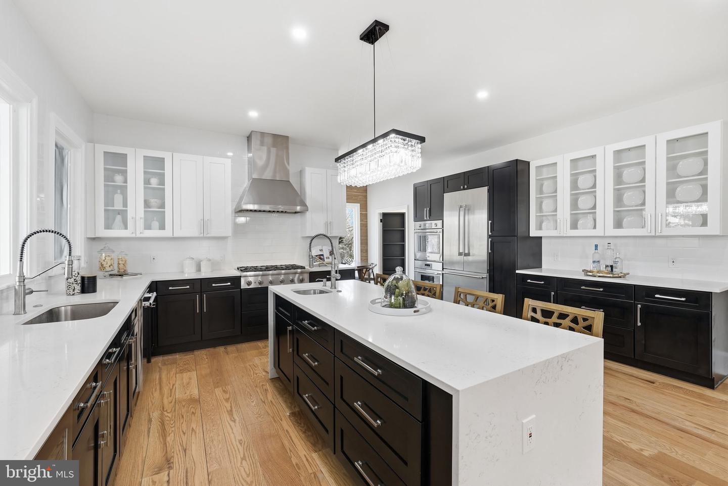 5315 COLORADO AVE NW, WASHINGTON, District Of Columbia 20011, 6 Bedrooms Bedrooms, ,6 BathroomsBathrooms,Residential,For sale,5315 COLORADO AVE NW,DCDC2246276 MLS # DCDC2246276