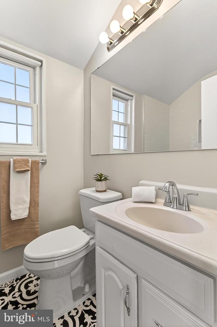 3757 KELLER AVE, ALEXANDRIA, Virginia 22302, 2 Bedrooms Bedrooms, ,2 BathroomsBathrooms,Residential,For sale,3757 KELLER AVE,VAAX2054198 MLS # VAAX2054198