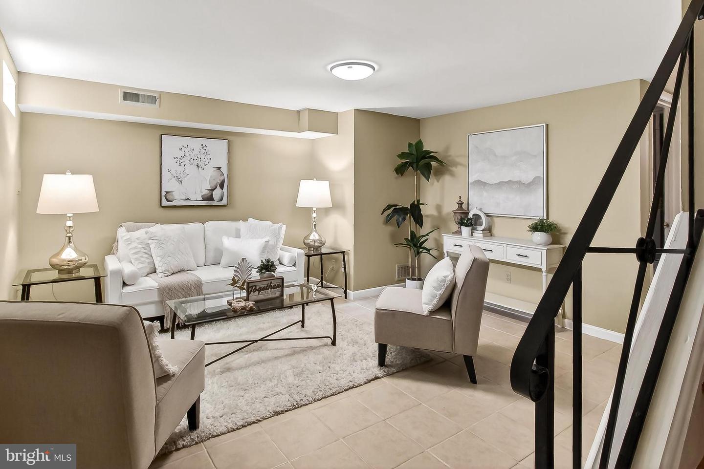 3757 KELLER AVE, ALEXANDRIA, Virginia 22302, 2 Bedrooms Bedrooms, ,2 BathroomsBathrooms,Residential,For sale,3757 KELLER AVE,VAAX2054198 MLS # VAAX2054198