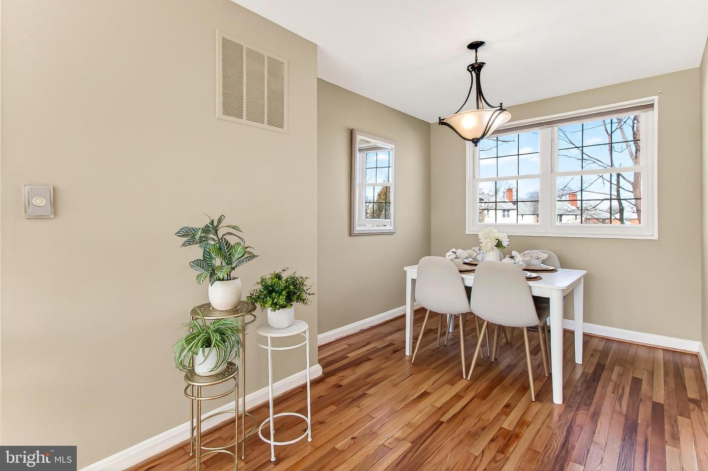 3757 KELLER AVE, ALEXANDRIA, Virginia 22302, 2 Bedrooms Bedrooms, ,2 BathroomsBathrooms,Residential,For sale,3757 KELLER AVE,VAAX2054198 MLS # VAAX2054198