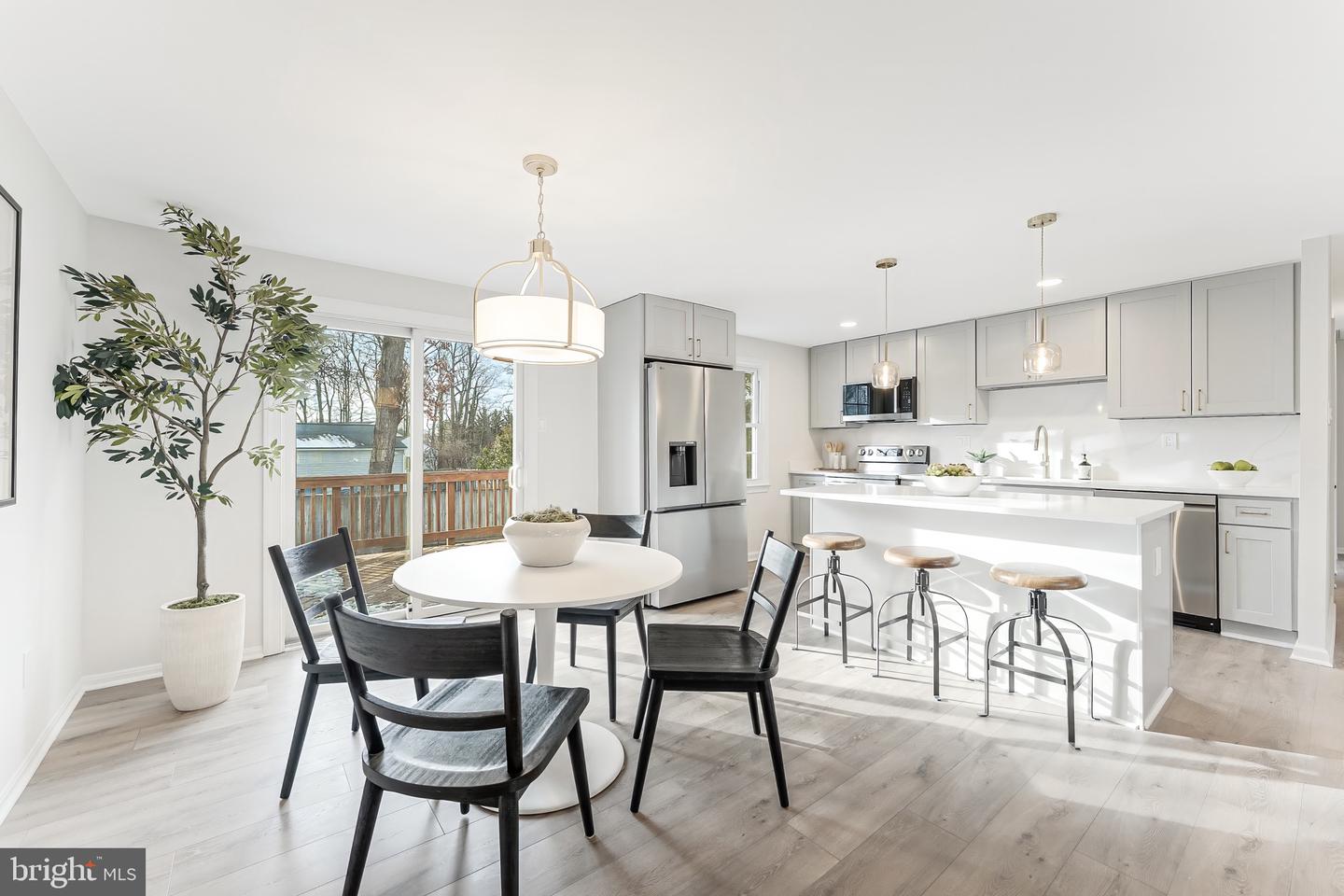 1540 POWELLS TAVERN PL, HERNDON, Virginia 20170, 5 Bedrooms Bedrooms, ,3 BathroomsBathrooms,Residential,For sale,1540 POWELLS TAVERN PL,VAFX2291172 MLS # VAFX2291172