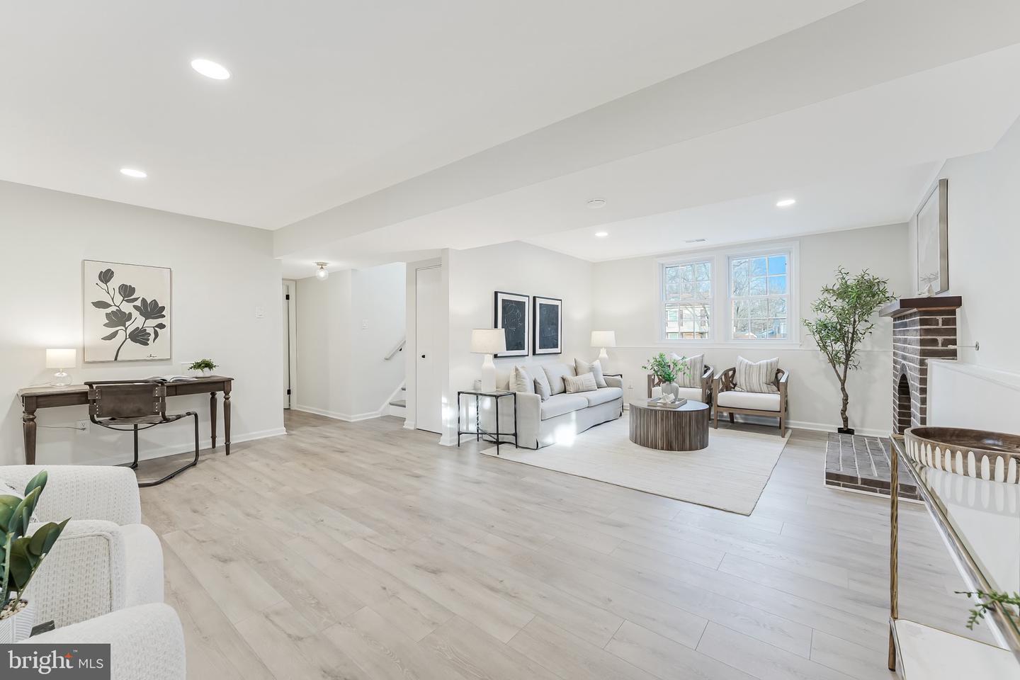 1540 POWELLS TAVERN PL, HERNDON, Virginia 20170, 5 Bedrooms Bedrooms, ,3 BathroomsBathrooms,Residential,For sale,1540 POWELLS TAVERN PL,VAFX2291172 MLS # VAFX2291172