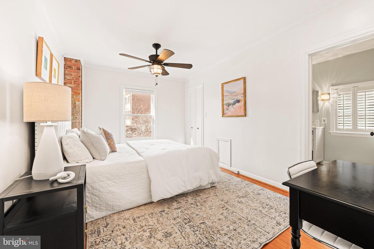 316 N ROYAL ST, ALEXANDRIA, Virginia 22314, 2 Bedrooms Bedrooms, ,2 BathroomsBathrooms,Residential,For sale,316 N ROYAL ST,VAAX2054208 MLS # VAAX2054208