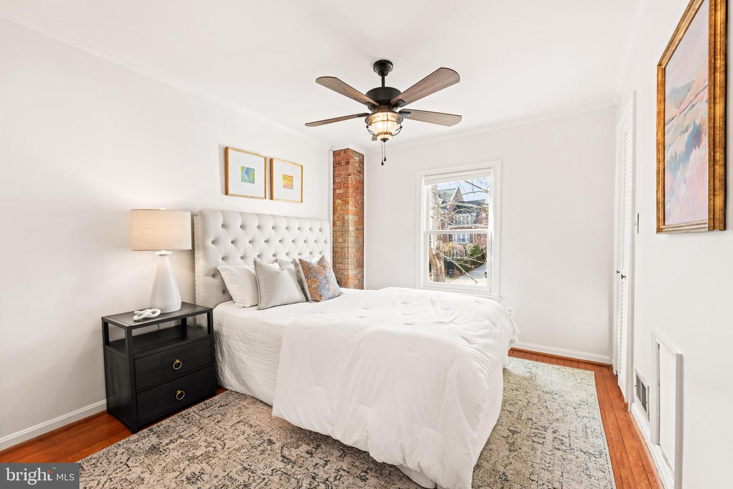 316 N ROYAL ST, ALEXANDRIA, Virginia 22314, 2 Bedrooms Bedrooms, ,2 BathroomsBathrooms,Residential,For sale,316 N ROYAL ST,VAAX2054208 MLS # VAAX2054208