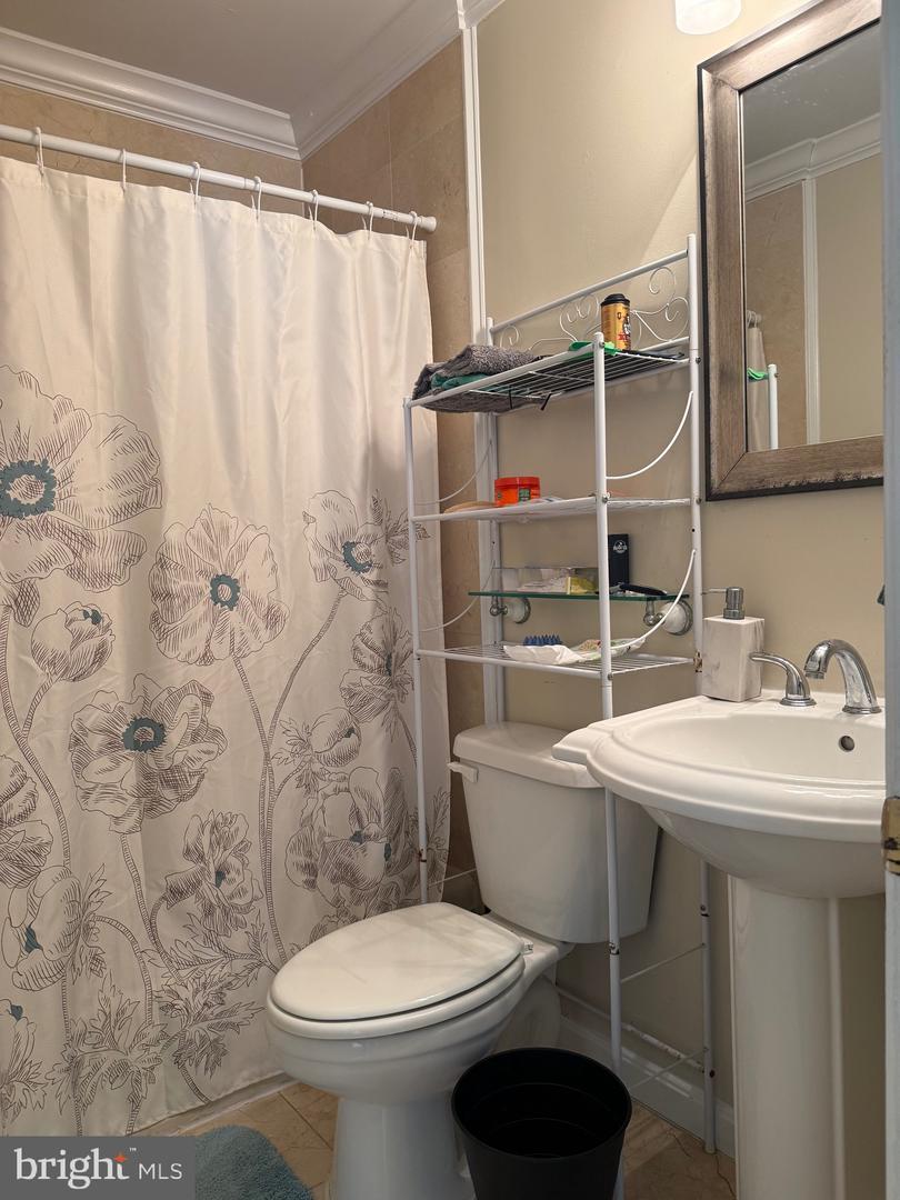 12661 VALLEYWOOD DR, WOODBRIDGE, Virginia 22192, 6 Bedrooms Bedrooms, ,3 BathroomsBathrooms,Residential,For sale,12661 VALLEYWOOD DR,VAPW2112548 MLS # VAPW2112548 12661 VALLEYWOOD DR, WOODBRIDGE, Virginia 22192, 6 Bedrooms Bedrooms, ,3 BathroomsBathrooms,Residential,For sale,12661 VALLEYWOOD DR,VAPW2112548 MLS # VAPW2112548