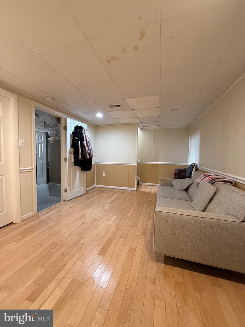 12661 VALLEYWOOD DR, WOODBRIDGE, Virginia 22192, 6 Bedrooms Bedrooms, ,3 BathroomsBathrooms,Residential,For sale,12661 VALLEYWOOD DR,VAPW2112548 MLS # VAPW2112548 12661 VALLEYWOOD DR, WOODBRIDGE, Virginia 22192, 6 Bedrooms Bedrooms, ,3 BathroomsBathrooms,Residential,For sale,12661 VALLEYWOOD DR,VAPW2112548 MLS # VAPW2112548