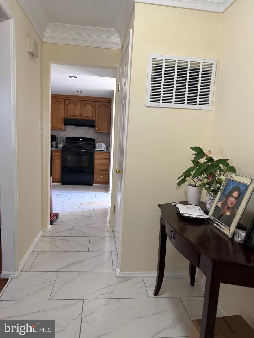 12661 VALLEYWOOD DR, WOODBRIDGE, Virginia 22192, 6 Bedrooms Bedrooms, ,3 BathroomsBathrooms,Residential,For sale,12661 VALLEYWOOD DR,VAPW2112548 MLS # VAPW2112548 12661 VALLEYWOOD DR, WOODBRIDGE, Virginia 22192, 6 Bedrooms Bedrooms, ,3 BathroomsBathrooms,Residential,For sale,12661 VALLEYWOOD DR,VAPW2112548 MLS # VAPW2112548