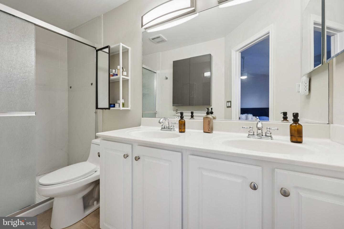 2010 PIERIS CT, VIENNA, Virginia 22182, 3 Bedrooms Bedrooms, ,2 BathroomsBathrooms,Residential,For sale,2010 PIERIS CT,VAFX2291248 MLS # VAFX2291248