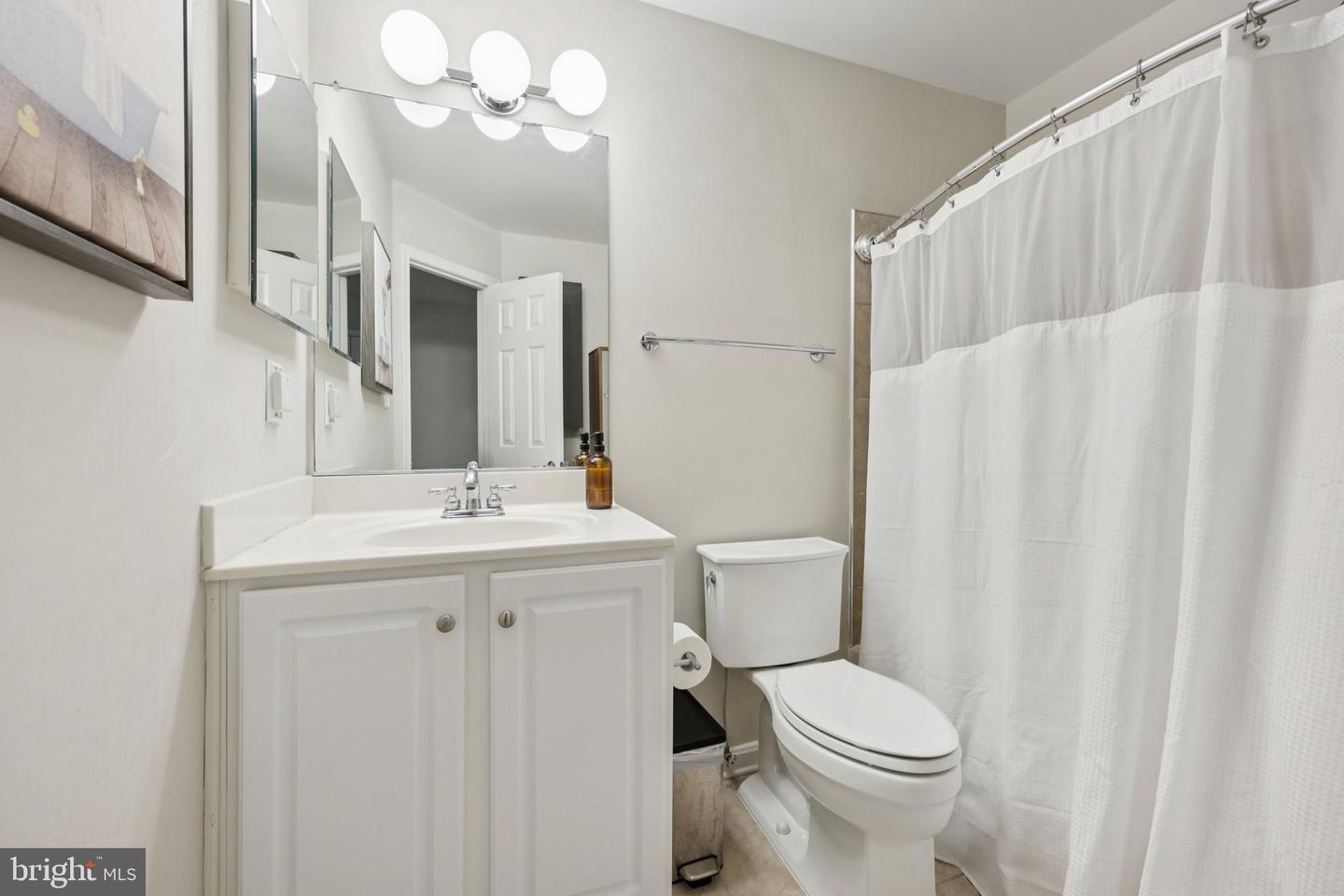 2010 PIERIS CT, VIENNA, Virginia 22182, 3 Bedrooms Bedrooms, ,2 BathroomsBathrooms,Residential,For sale,2010 PIERIS CT,VAFX2291248 MLS # VAFX2291248