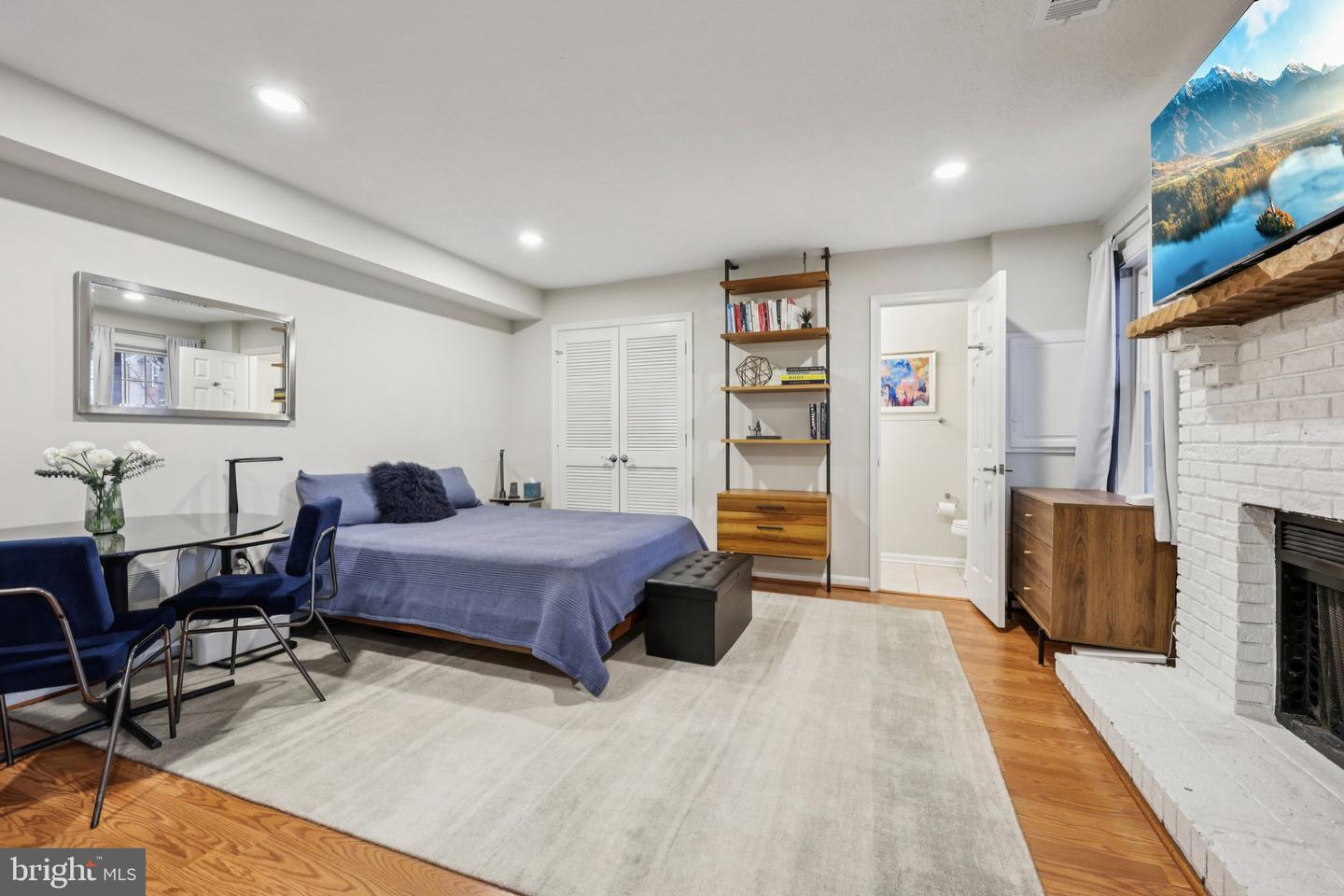 2010 PIERIS CT, VIENNA, Virginia 22182, 3 Bedrooms Bedrooms, ,2 BathroomsBathrooms,Residential,For sale,2010 PIERIS CT,VAFX2291248 MLS # VAFX2291248