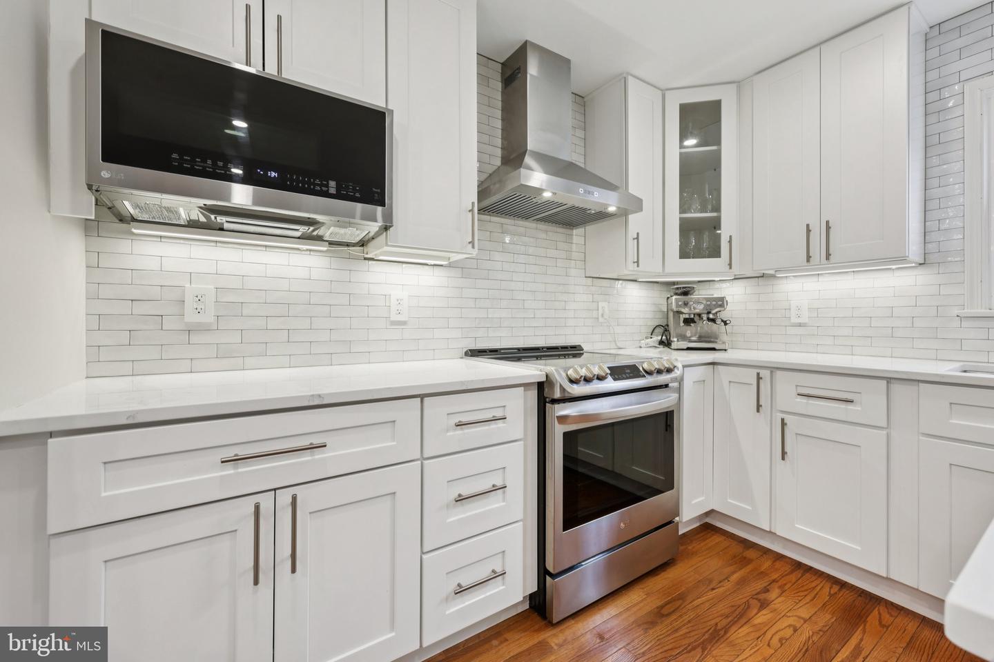 2010 PIERIS CT, VIENNA, Virginia 22182, 3 Bedrooms Bedrooms, ,2 BathroomsBathrooms,Residential,For sale,2010 PIERIS CT,VAFX2291248 MLS # VAFX2291248