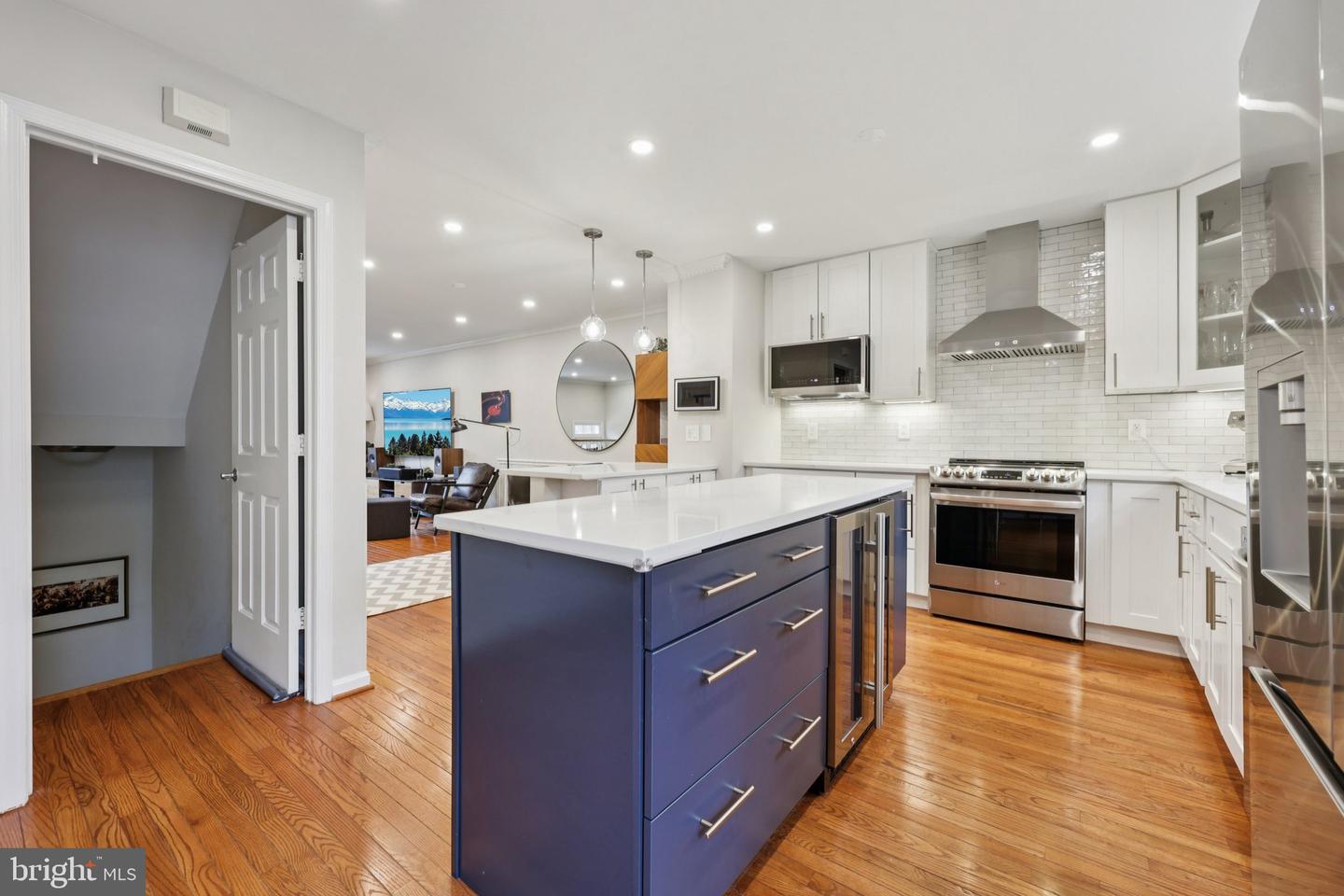 2010 PIERIS CT, VIENNA, Virginia 22182, 3 Bedrooms Bedrooms, ,2 BathroomsBathrooms,Residential,For sale,2010 PIERIS CT,VAFX2291248 MLS # VAFX2291248