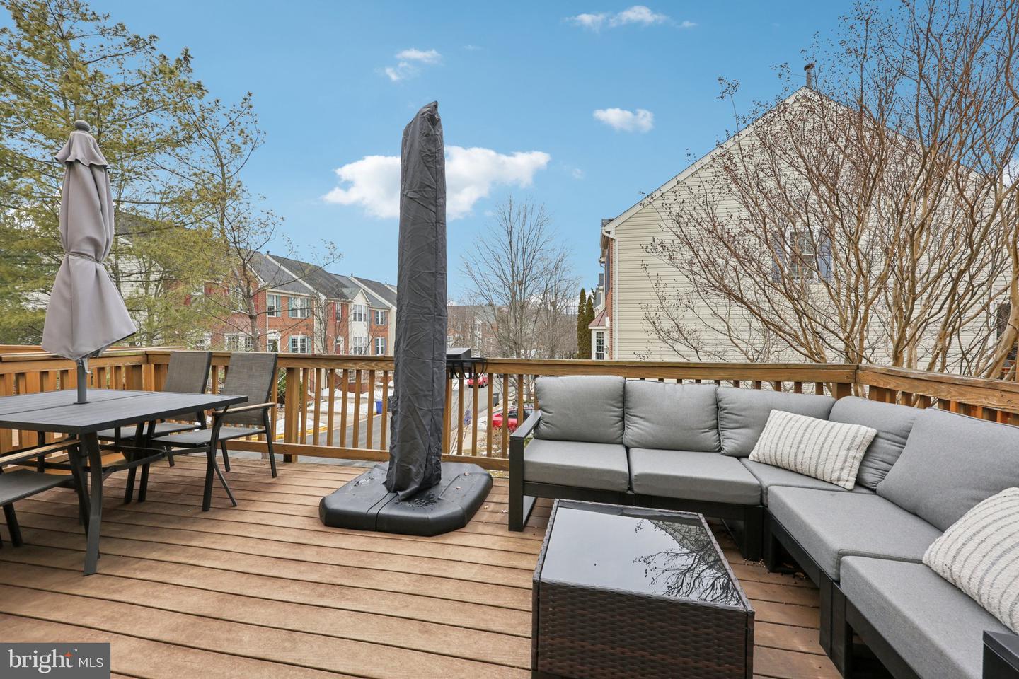 2010 PIERIS CT, VIENNA, Virginia 22182, 3 Bedrooms Bedrooms, ,2 BathroomsBathrooms,Residential,For sale,2010 PIERIS CT,VAFX2291248 MLS # VAFX2291248