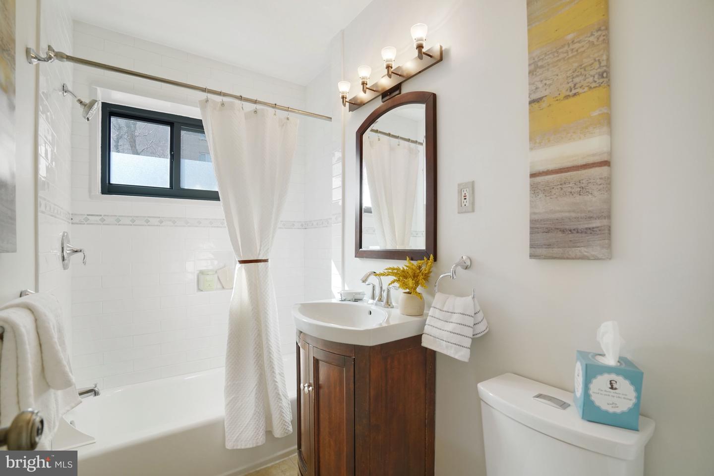 1300 S ARLINGTON RIDGE RD #718, ARLINGTON, Virginia 22202, 1 Bedroom Bedrooms, ,1 BathroomBathrooms,Residential,For sale,1300 S ARLINGTON RIDGE RD #718,VAAR2068946 MLS # VAAR2068946