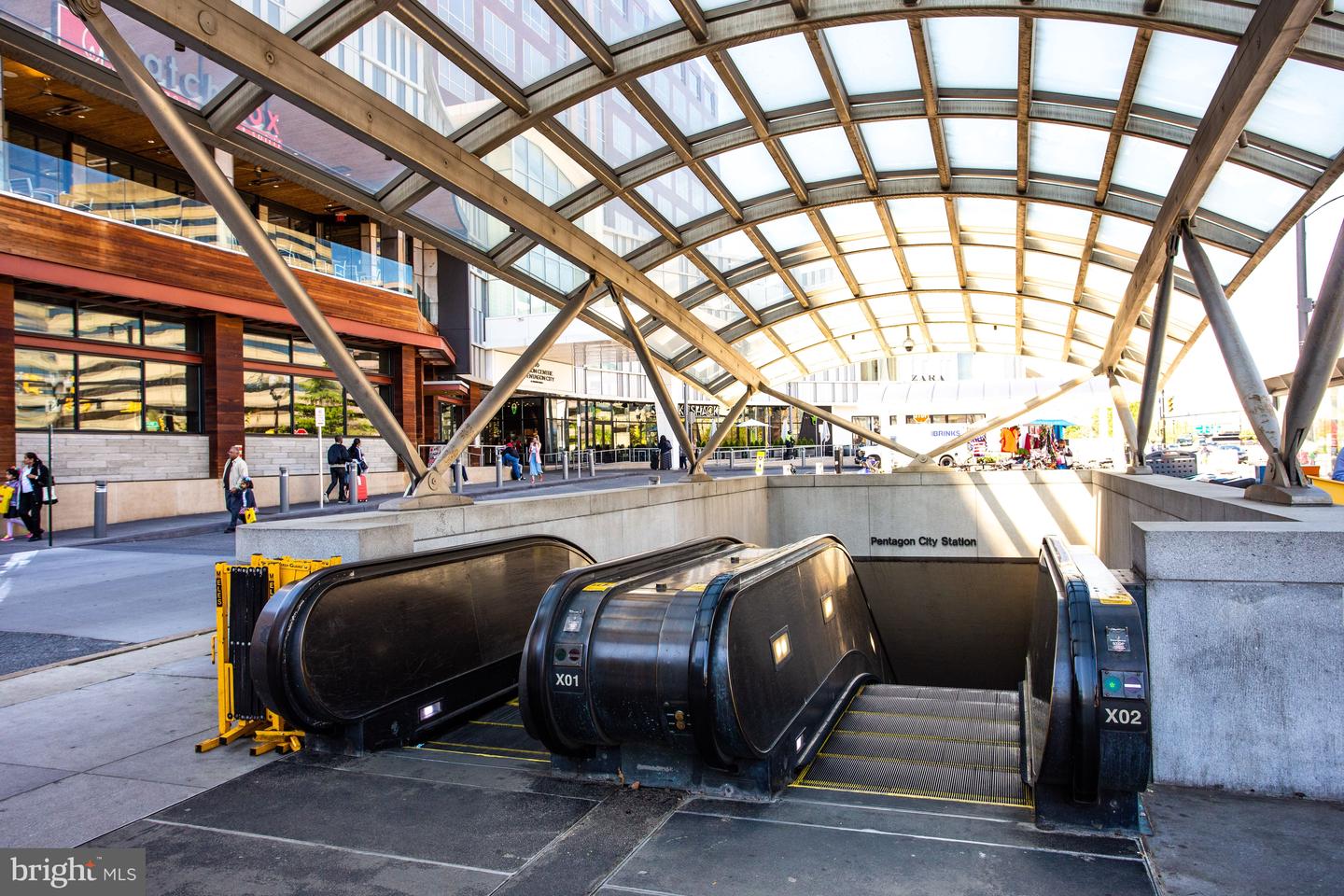 1300 S ARLINGTON RIDGE RD #718, ARLINGTON, Virginia 22202, 1 Bedroom Bedrooms, ,1 BathroomBathrooms,Residential,For sale,1300 S ARLINGTON RIDGE RD #718,VAAR2068946 MLS # VAAR2068946