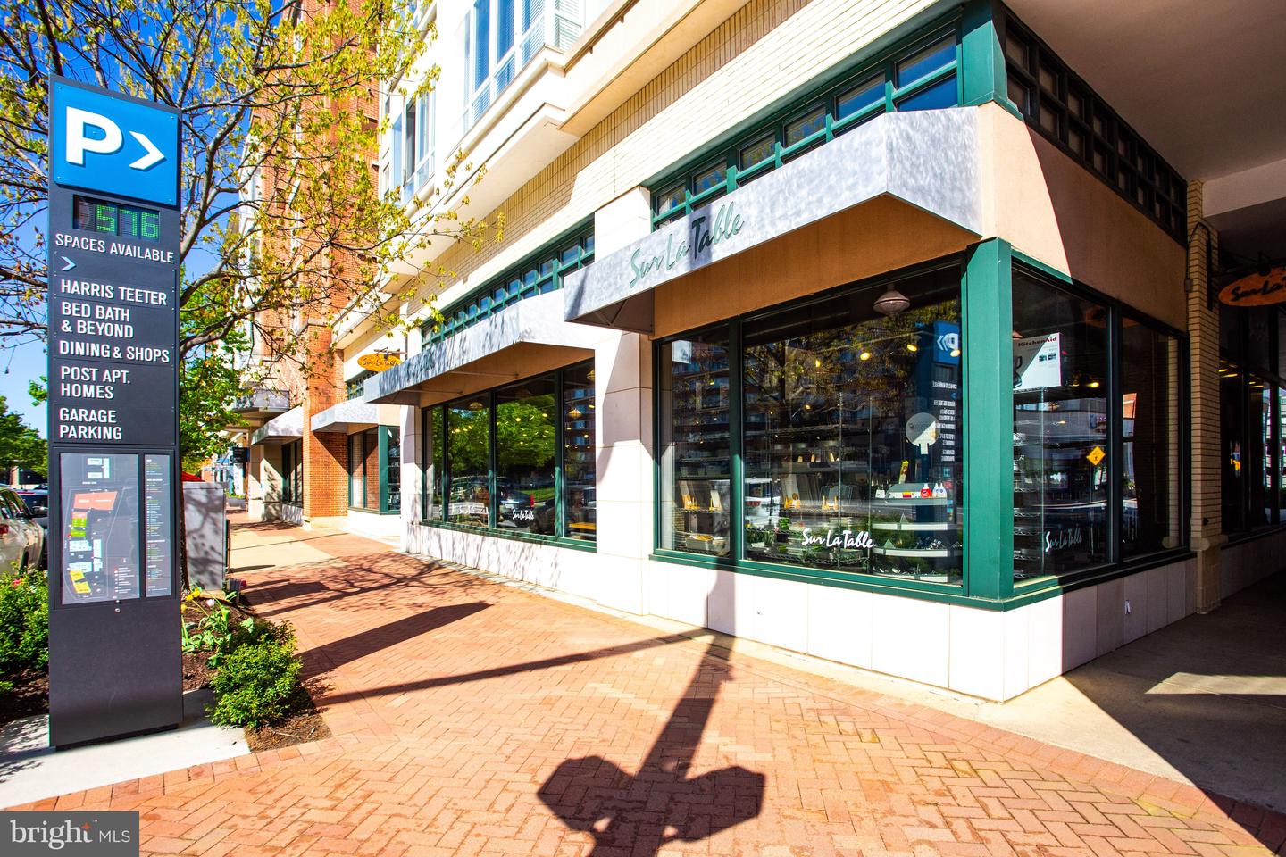 1300 S ARLINGTON RIDGE RD #718, ARLINGTON, Virginia 22202, 1 Bedroom Bedrooms, ,1 BathroomBathrooms,Residential,For sale,1300 S ARLINGTON RIDGE RD #718,VAAR2068946 MLS # VAAR2068946